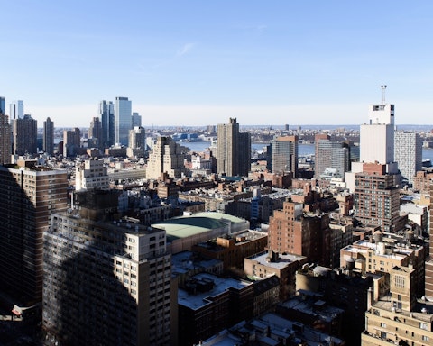 Sweeping views from the 29th-floor