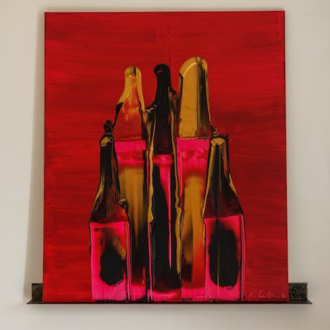 Intensely deep colours
