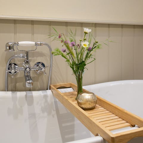 Enjoy a soak in the slipper bath after a long walk around Ebrington