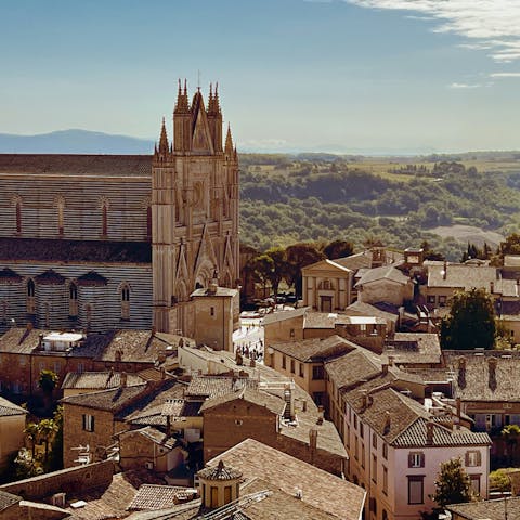 Take a day trip to Orvieto, 40 kilometres away
