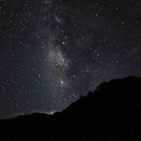Enjoy a spot of stargazing from the hot springs Ryujinmura village is known for