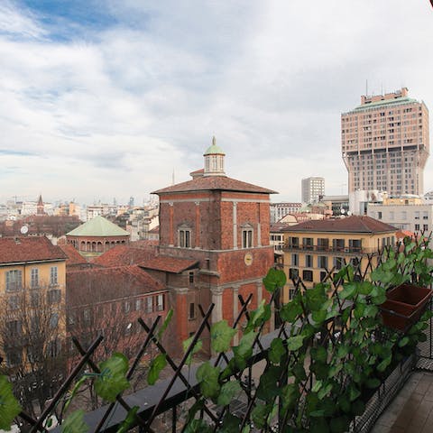 Views of the Torre Velasca