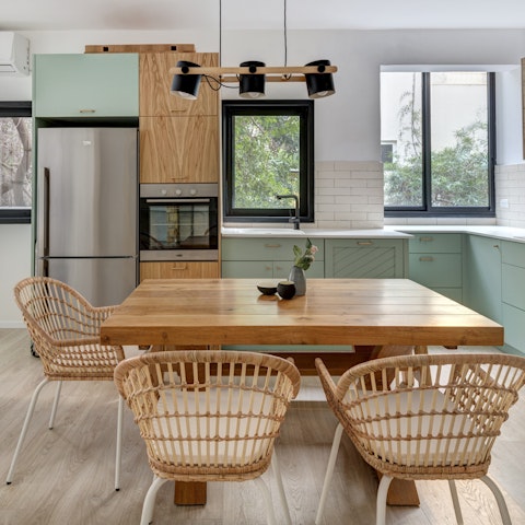 A stylish and well-equipped kitchen