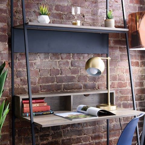 A desk to research the best restaurants in town