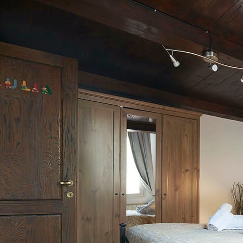 Plenty of exposed woodwork