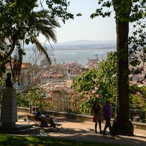Relax with a view at Jardim do Torel