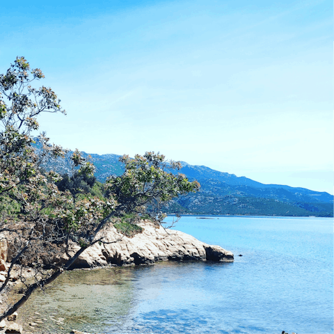 Take a dip in the waters at Sapavac beach, a fifteen-minute walk away