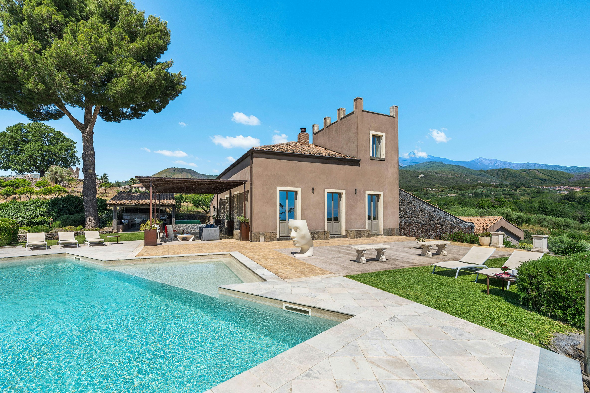 The Garden of Etrusco