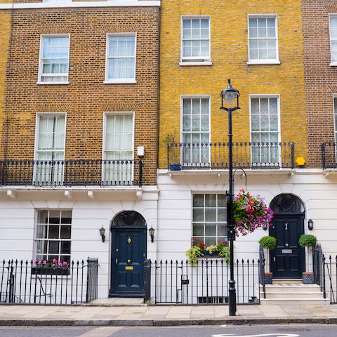 Explore Central London's diverse areas