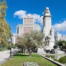 Get a dose of green at Plaza de España