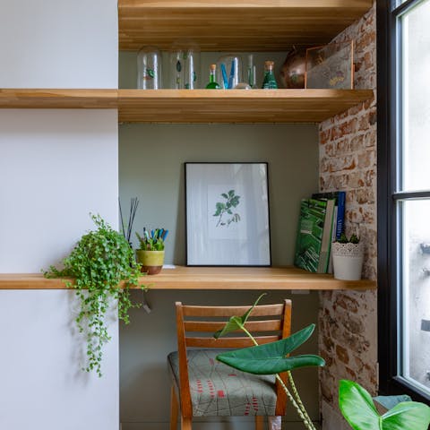 Practical desk space