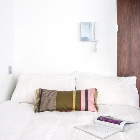 minimalist and tranquil bedroom space