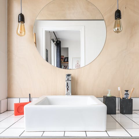 Spotless modern bathroom