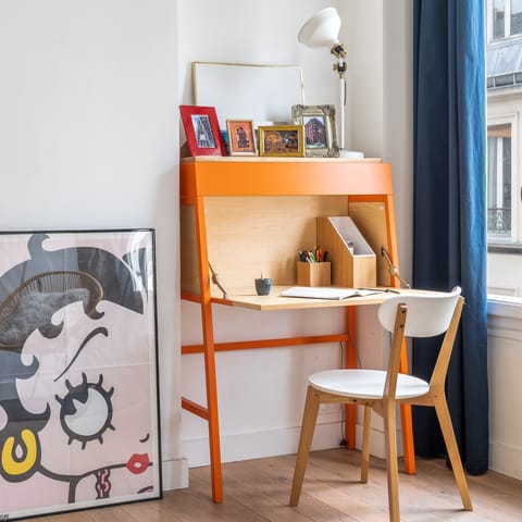 Stylish bureau to catch up with work