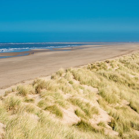 Explore the unspoilt Norfolk coastline, starting in Blakeney –⁠ just a twenty-three minute drive away