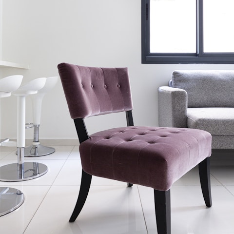 The dusty pink chair