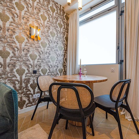 Breakfast on coffee and croissants in the petite dining area