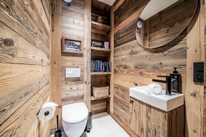 Bathroom photo