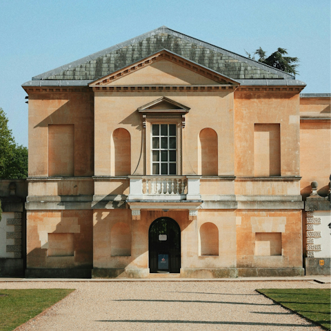 Enjoy leisurely strolls through the heart of Chiswick