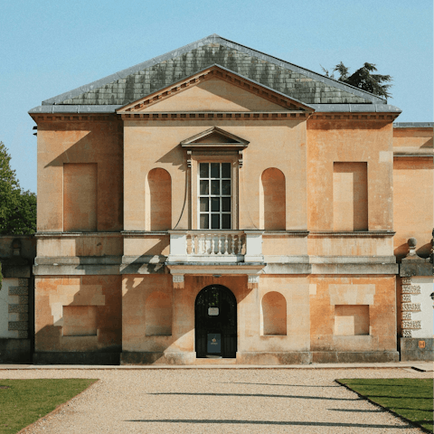 Enjoy leisurely strolls through the heart of Chiswick