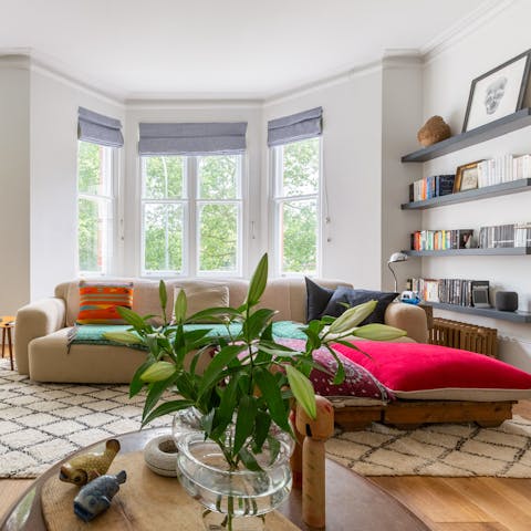 Unwind amid warm, bohemian decor