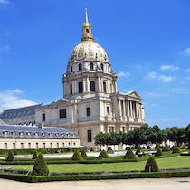 Have a wander around Les Invalides 