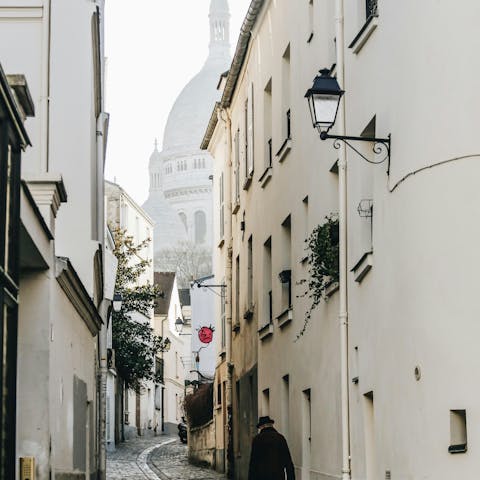 Explore Montmartre, thirty minutes on foot