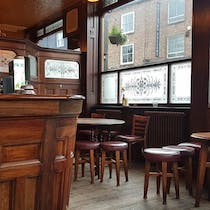 Enjoy a Quirky Experience at The Earl of Lonsdale