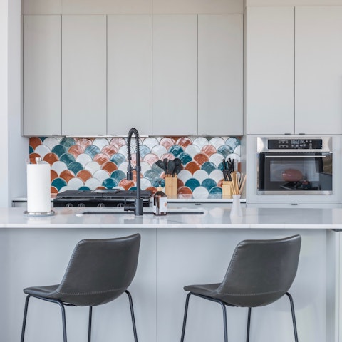 Rustle up breakfast, lunch and dinner in the sleek and modern kitchen