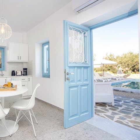 Sit in air-conditioned comfort or open up the home to gentle sea breezes