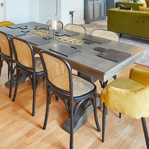 Organise delicious family feasts at the grand dining table