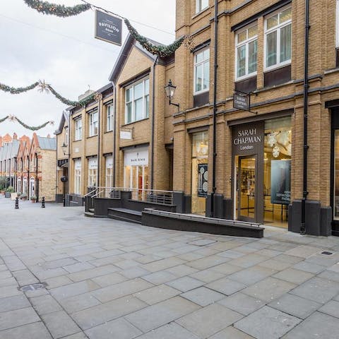 Stay in a sought-after Knightsbridge location