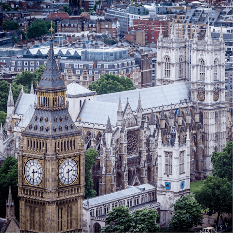 Sightsee in London – the train from Earlsfield Station to Waterloo takes fifteen minutes
