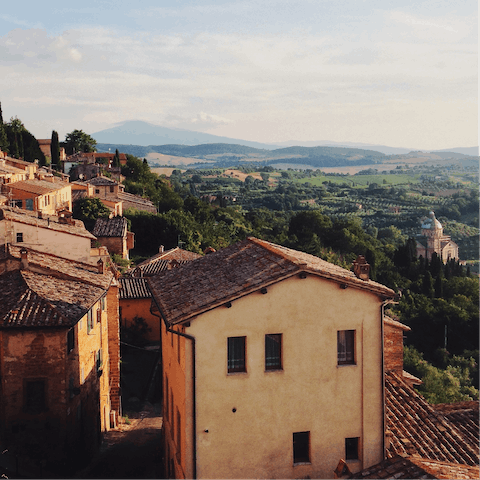 Explore the hilltop town of Montepulciano – just 4 kilometres away