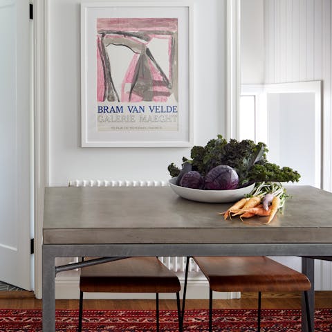 Spend mornings at the stylish breakfast bar