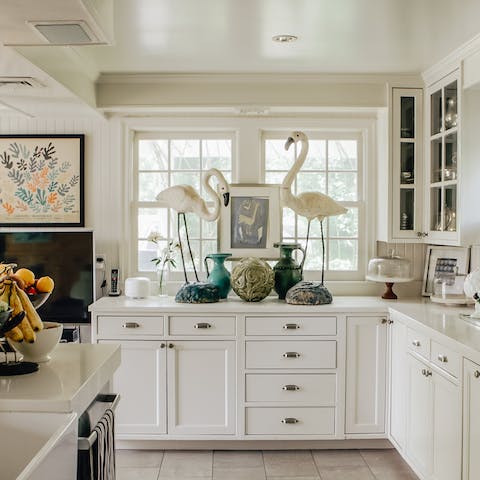 Flamingoes in the kitchen