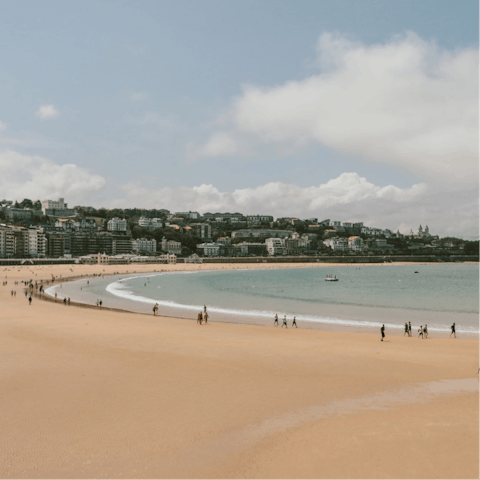 Go swimming at San Sebastian's beaches