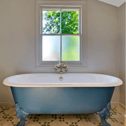 Soak your cares away in the claw-foot bath