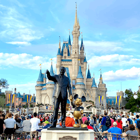 Visit Walt Disney World – less than 15 minutes away