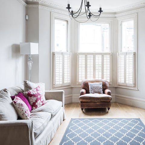 Quintessential, period features