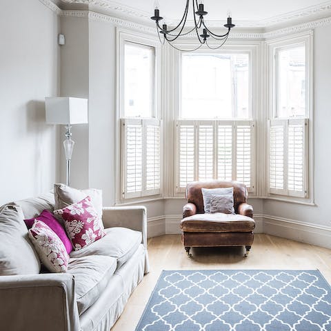 Quintessential, period features