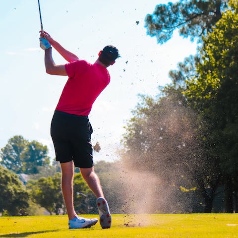 Stay on the doorstep of PGA West golf course