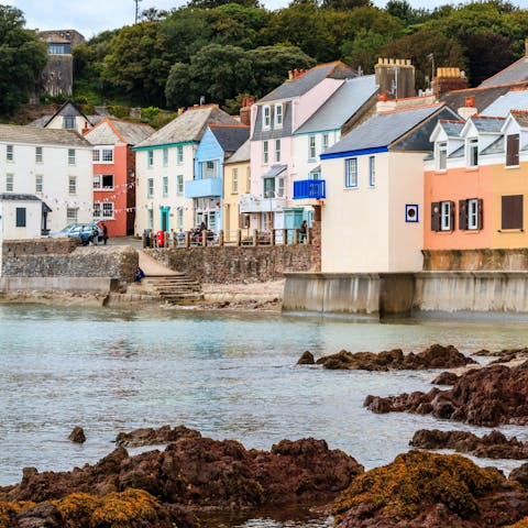 Stay in the historic village of Kingsand, just 500 metres from the beach