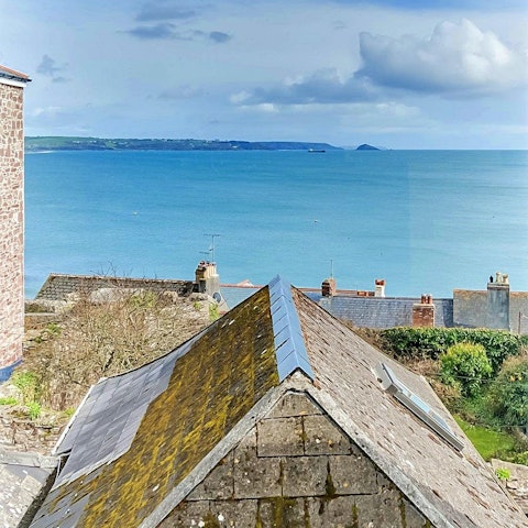 Wake up to picture-perfect sea views