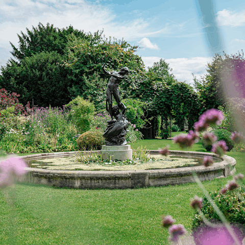 Head to Regent's Park for an afternoon stroll