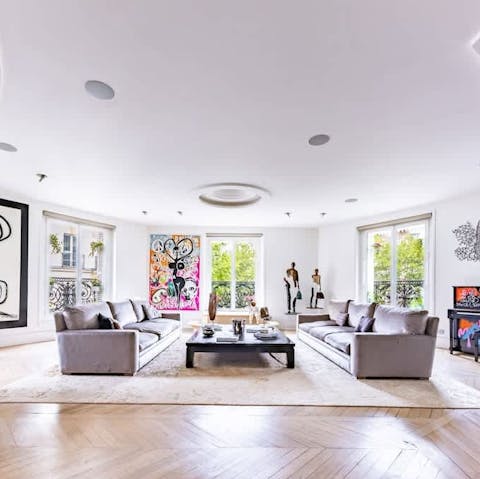 Enjoy triple-aspect windows and artful interiors