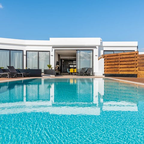 Cool off in the infinity swimming pool