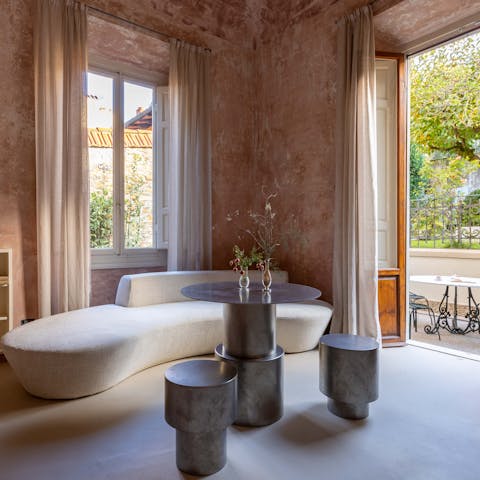Enjoy a glass of Prosecco in the living area