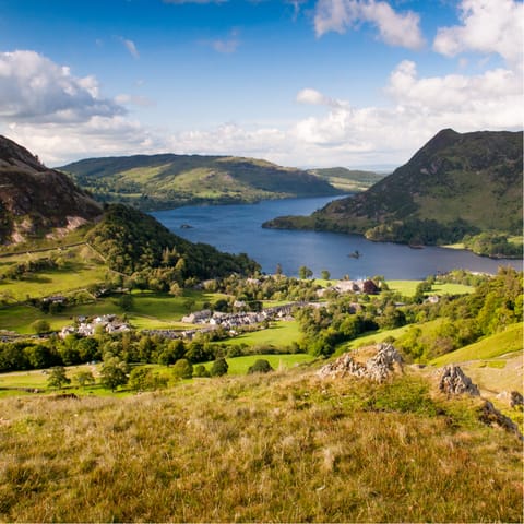 Discover the Lake District from your location near Windermere