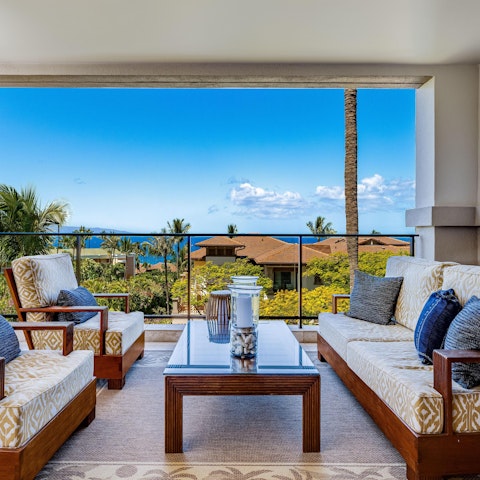 Enjoy views of the Pacific Ocean from the covered lanai